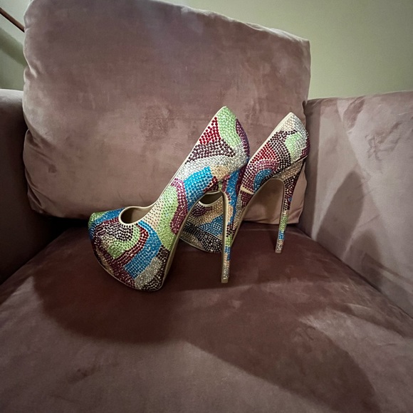 Steve Madden Dyvinal Camouflage Rhinestone Heels Sz 7 - Picture 7 of 12